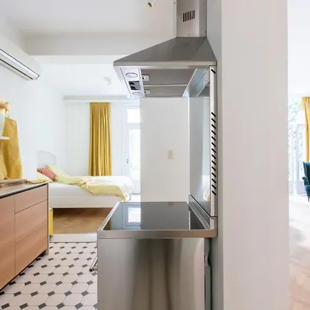 Pauline Loveling With Quiet Garden And 2 Bathrooms אנטוורפן